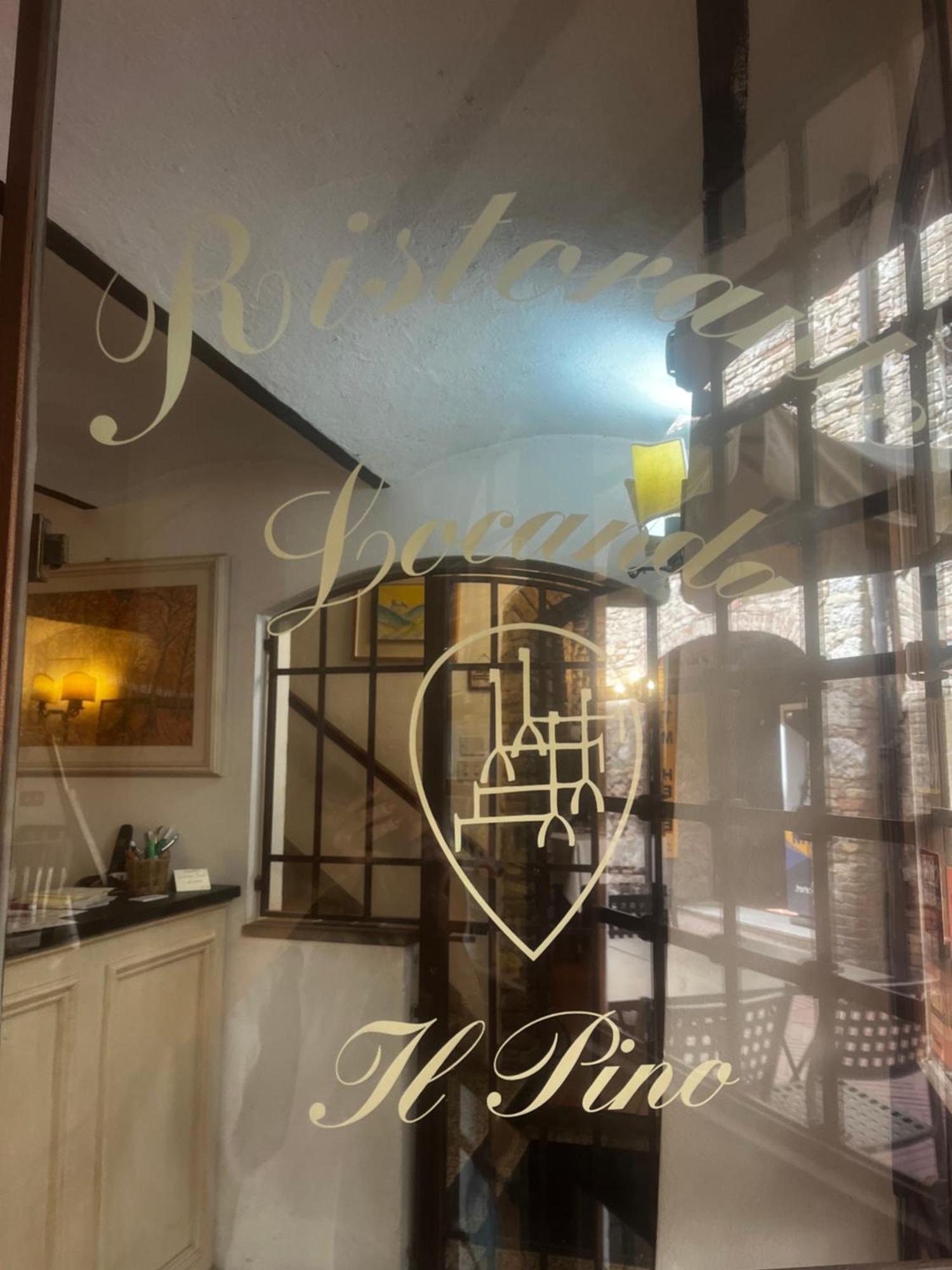 Locanda Il Pino San Gimignano Bagian luar foto